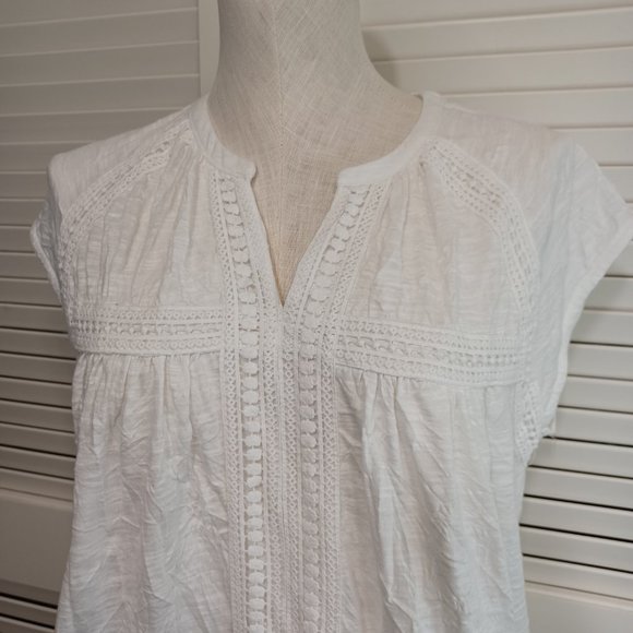 Sundance Tops Sundance Top White Embroidered Sleeveless Tee Womens